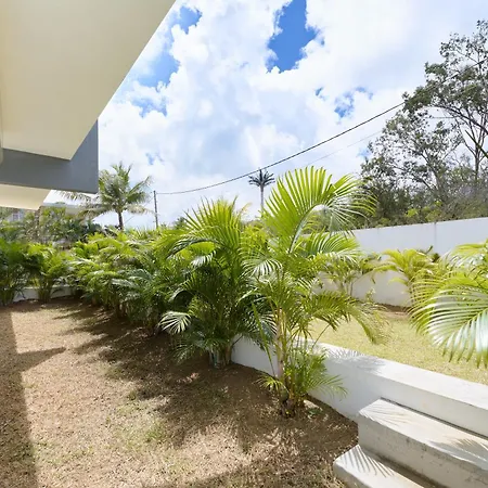 Pointe Aux Canonniers Beach Luxury Apartment Exterior photo