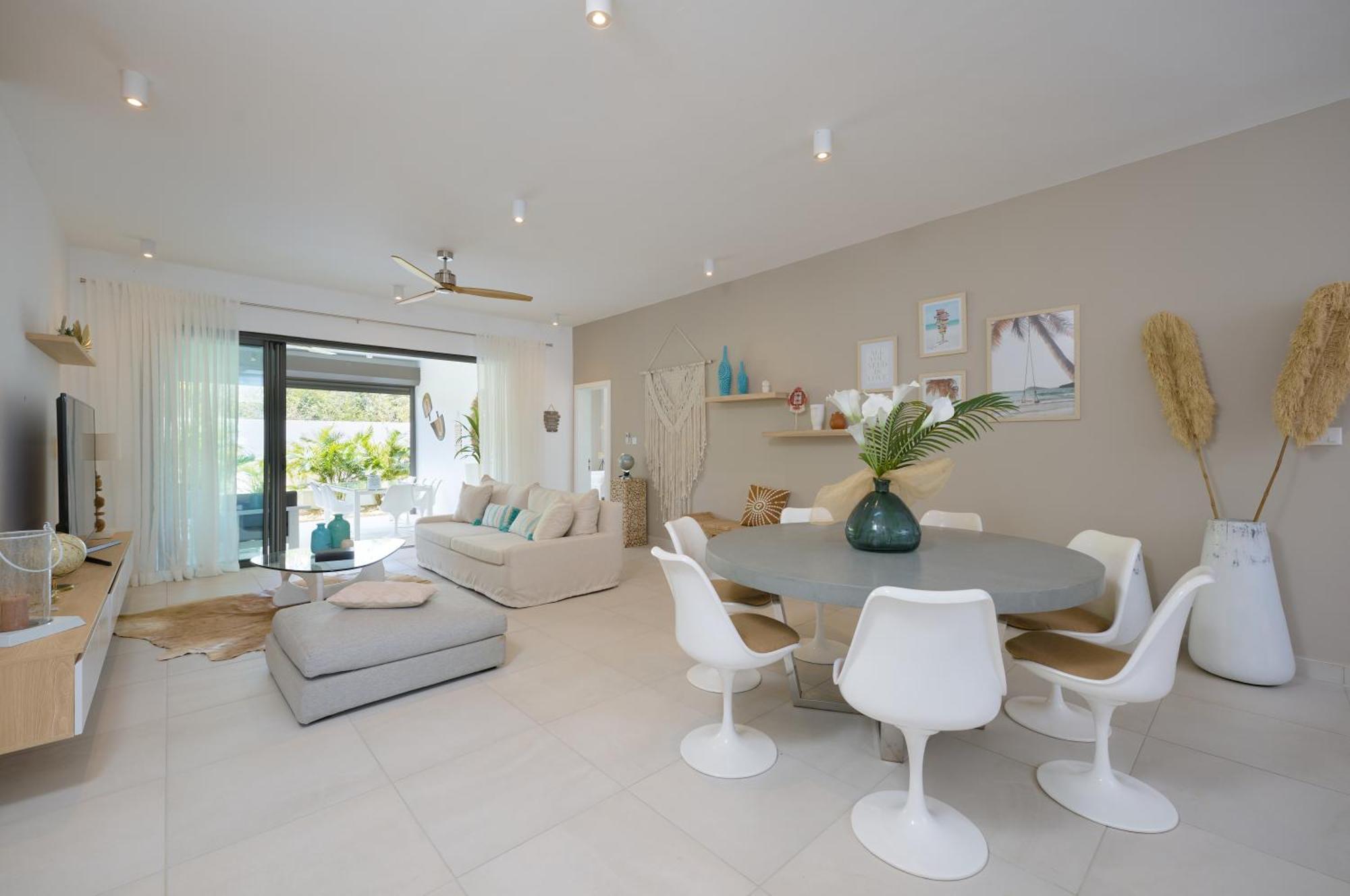 Luxury Pointe aux Canonniers